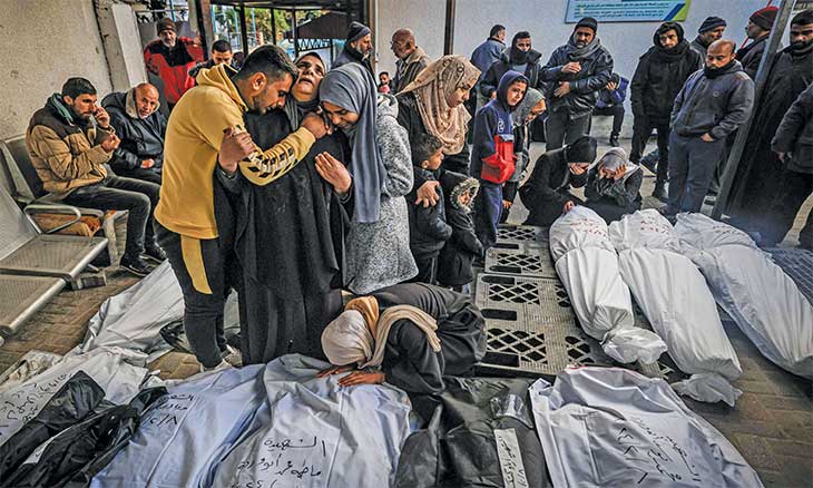 63 شهيدا في غارات إسرائيلية عنيفة على غزة