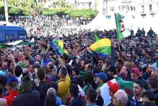 Emblème Amazigh : 04 manifestants placés sous détention provisoire à Alger