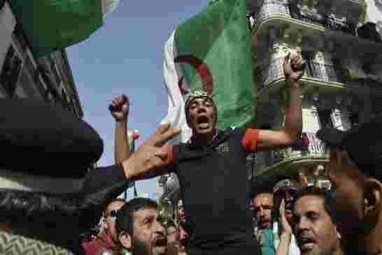 Hirak : proposition d’une rencontre de concertation à Kherrata