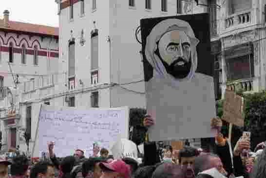 بين الباديسية التاريخية وباديسية الجنرالات الحديثة برزخان لا يبغيان