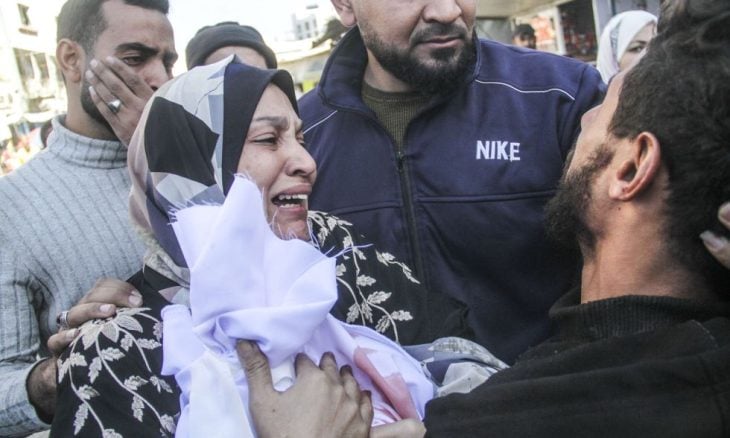 إسرائيل تجوّع مئات آلاف الفلسطينيين في الضفة الغربية