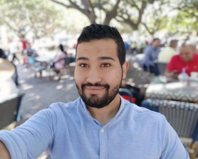 أمام المحكمة الصحفي مصطفى بن جامع يشتكي من التعذيب الدي تعرض له أثناء التحقيق