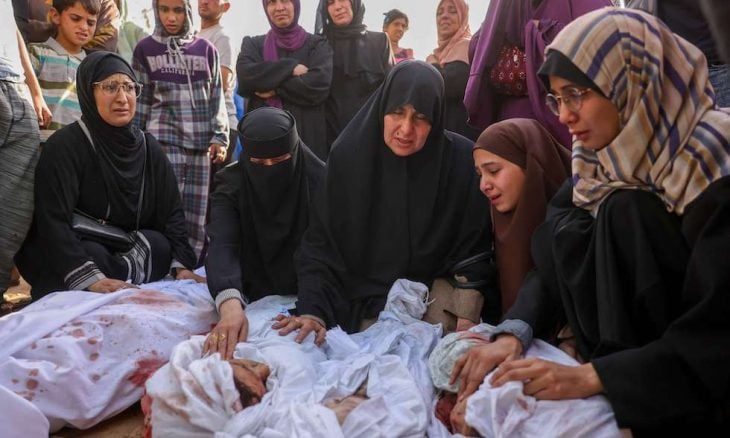 إسرائيل تقتل 48 فلسطينيا بينهم 11 طفلا بغارات على قطاع غزة