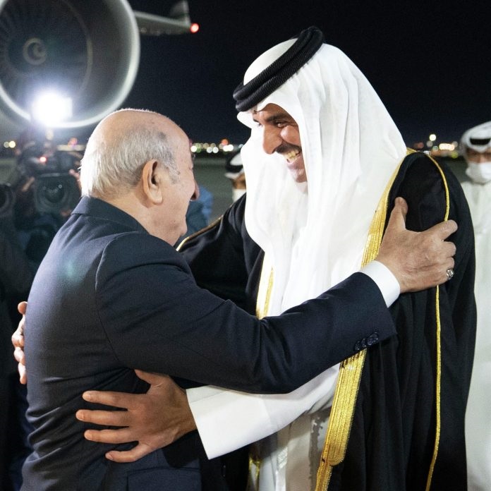 استقبال لافت من أمير قطر لتبون