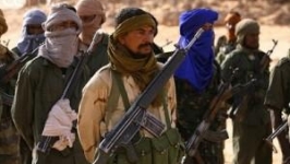 لمادا قبلت الجزائر منح طوارق مالي حكما ذاتيّا وترفض نفس المبدأ مع المغرب الشقيق