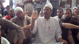 علي بن حاج يستنكر استدعاء بعض المتظاهرين على المجازر في سوريا من طرف الأجهزة الأمنية بغير وجه حق