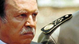 Affaire Nezzar: bouc-émissaire de Bouteflika