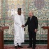رئيس النيجر يغادر الجزائر بسلة مشاريع على الورق